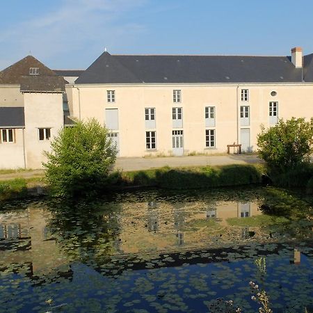 Gite Des Grands Moulins De Bauge Екстер'єр фото